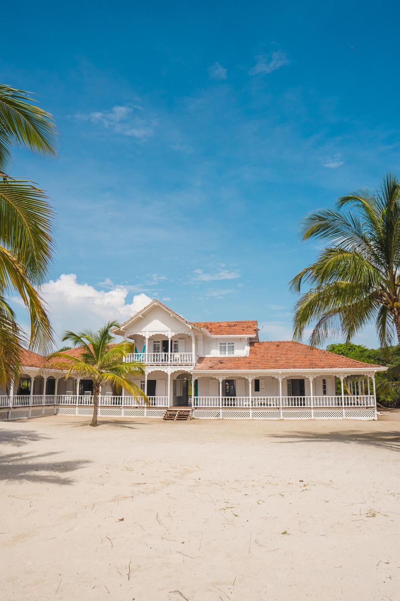 Hotel Agua Azul Beach Resort Hatillo Buitenkant foto